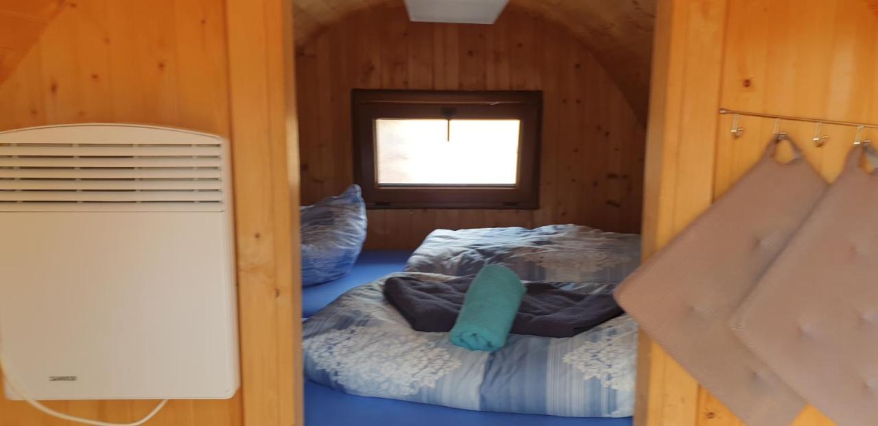 Mini Hotel Uebernachten Im Gurkenfass リュベナウ エクステリア 写真