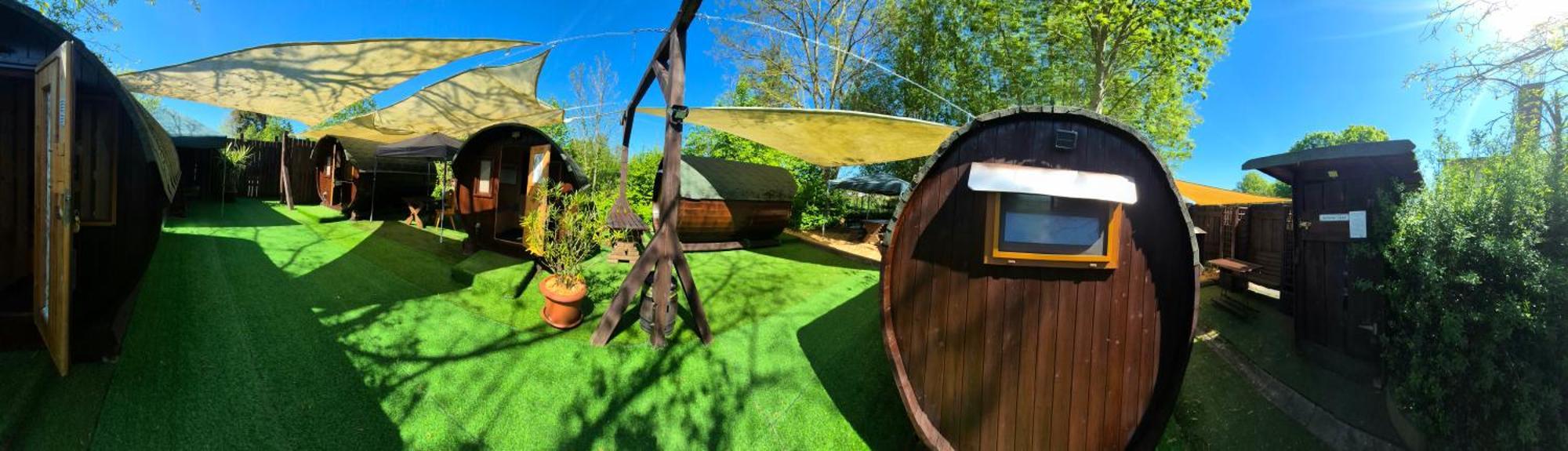 Mini Hotel Uebernachten Im Gurkenfass リュベナウ エクステリア 写真